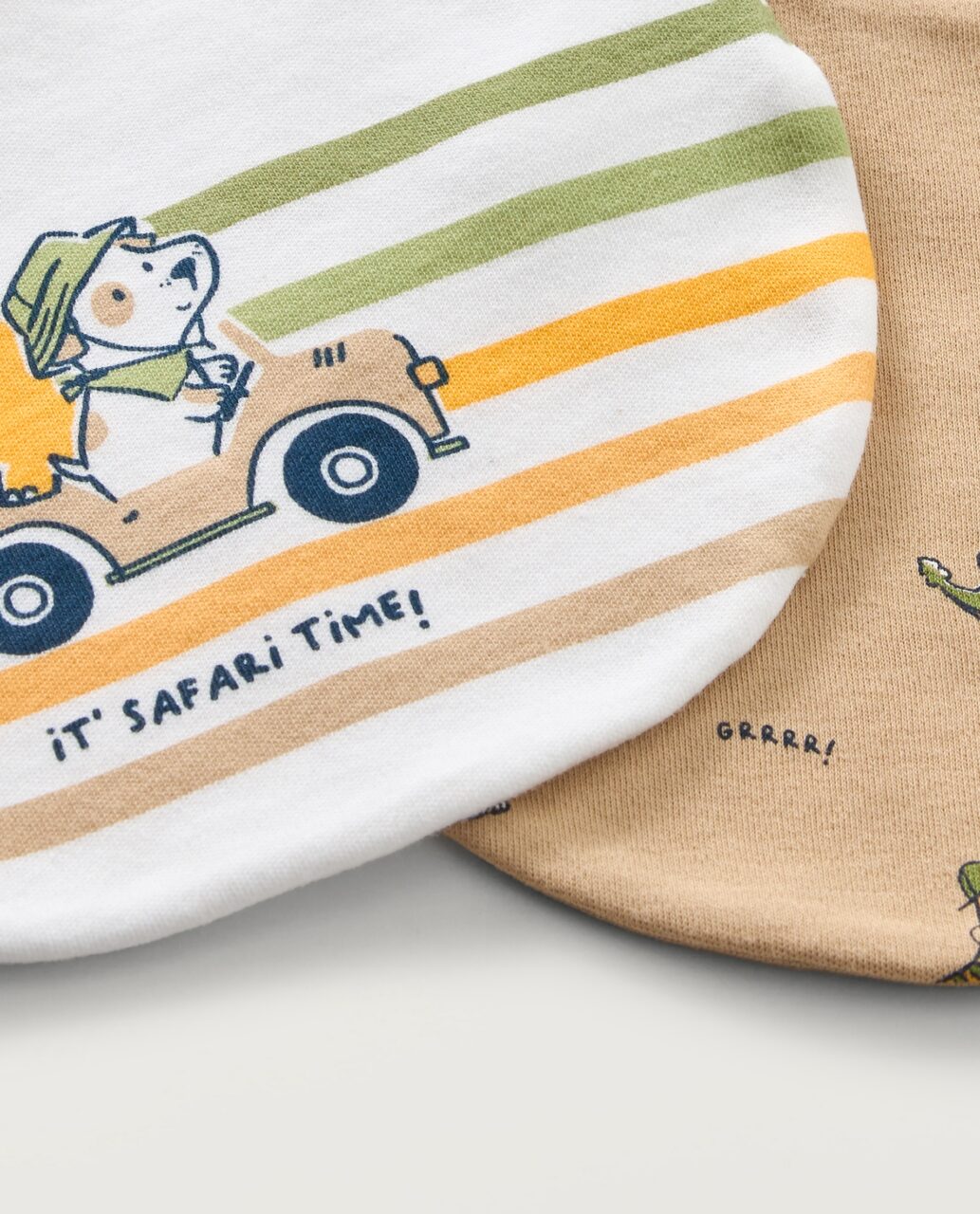 Alternative view of Siperak set