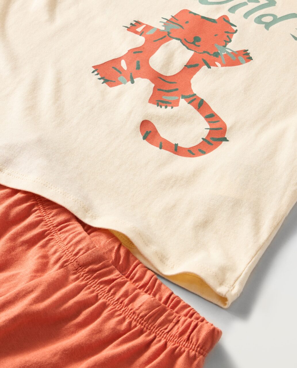 Alternative view of Pidžama