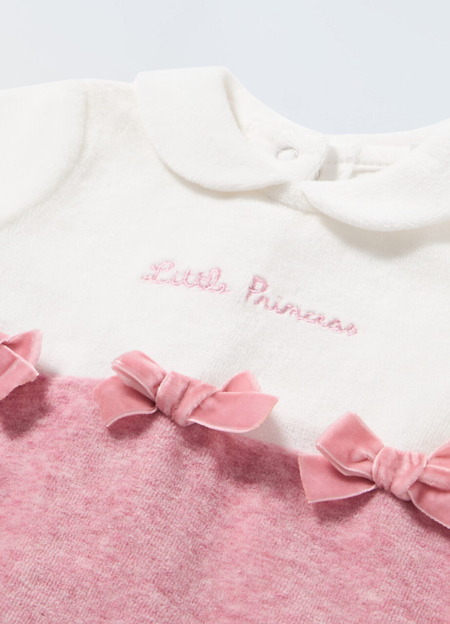 Alternative view of Kombinezon od velura s aplikacijama za novorođenčad