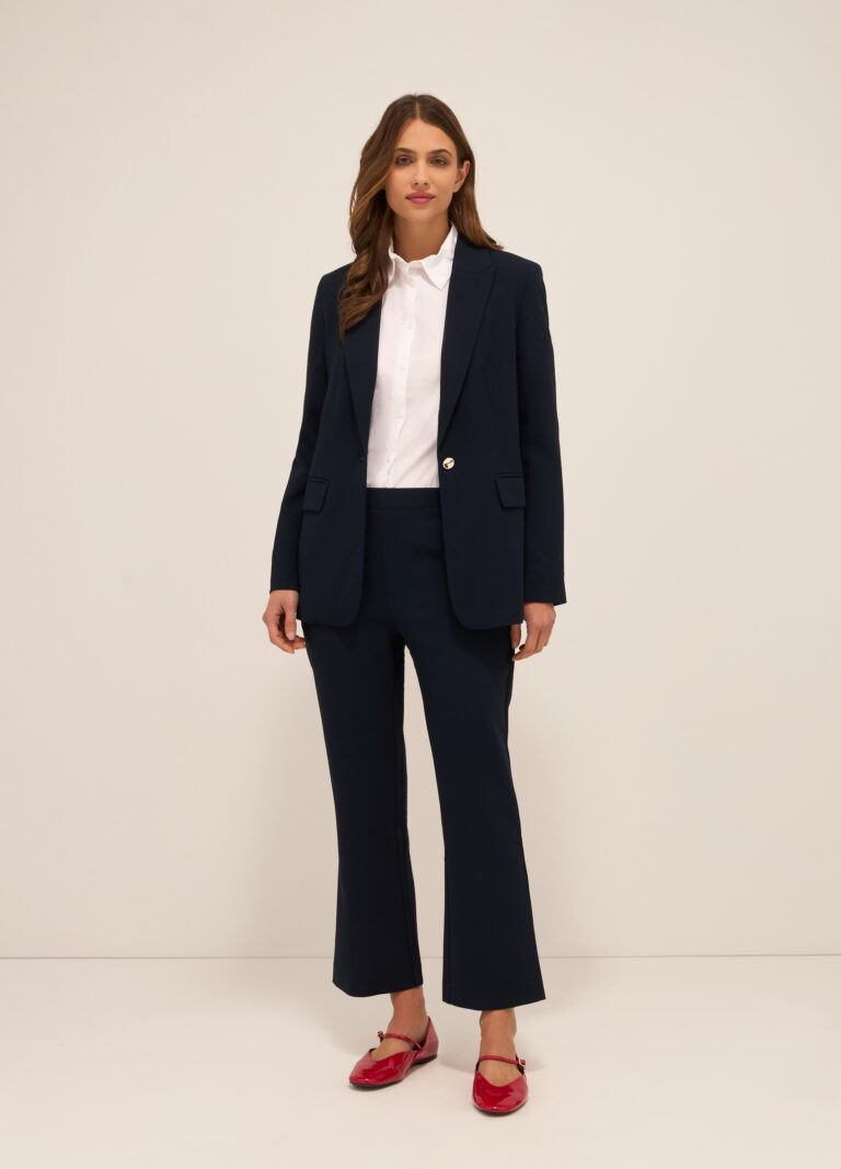 NAVY BLAZER