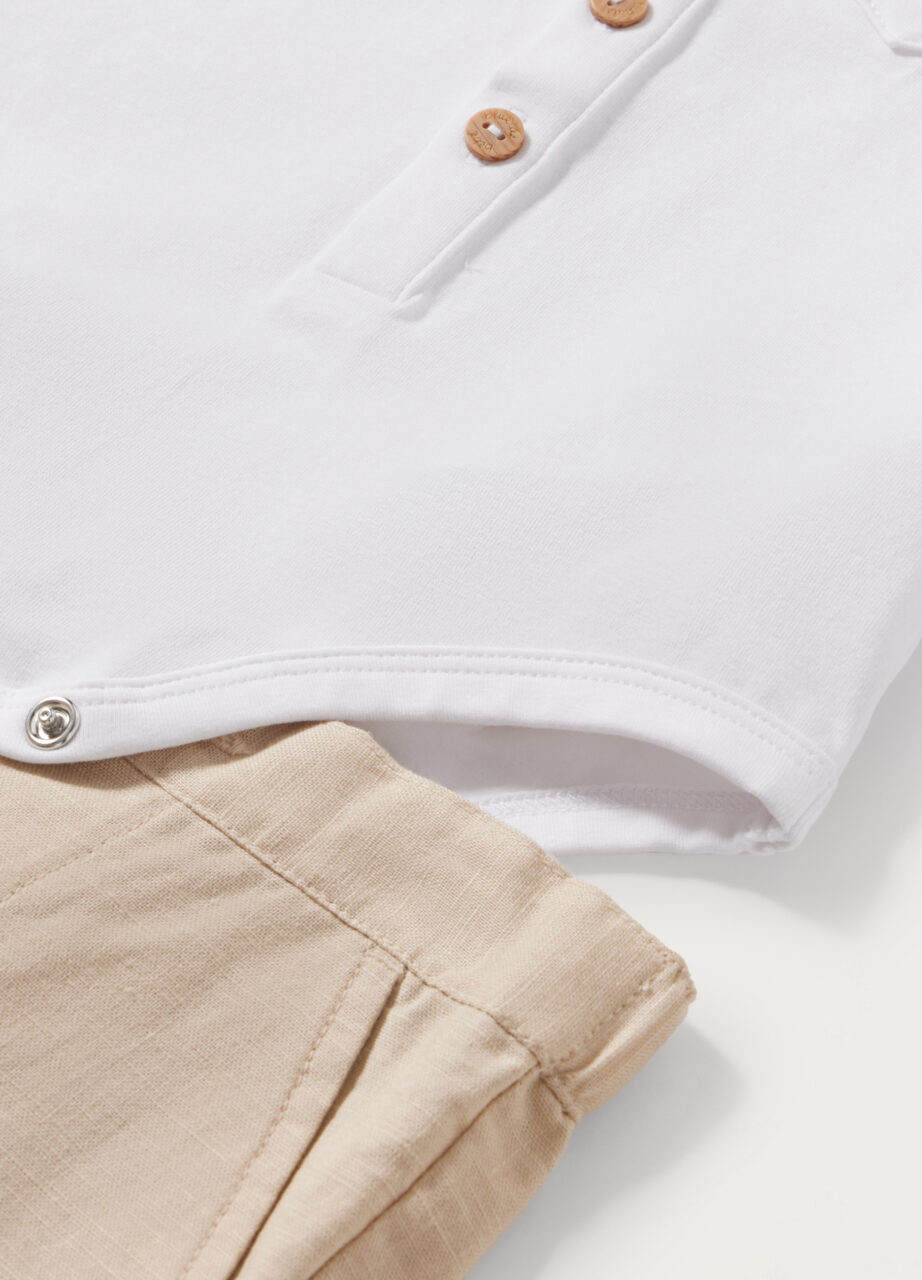 Alternative view of Komplet