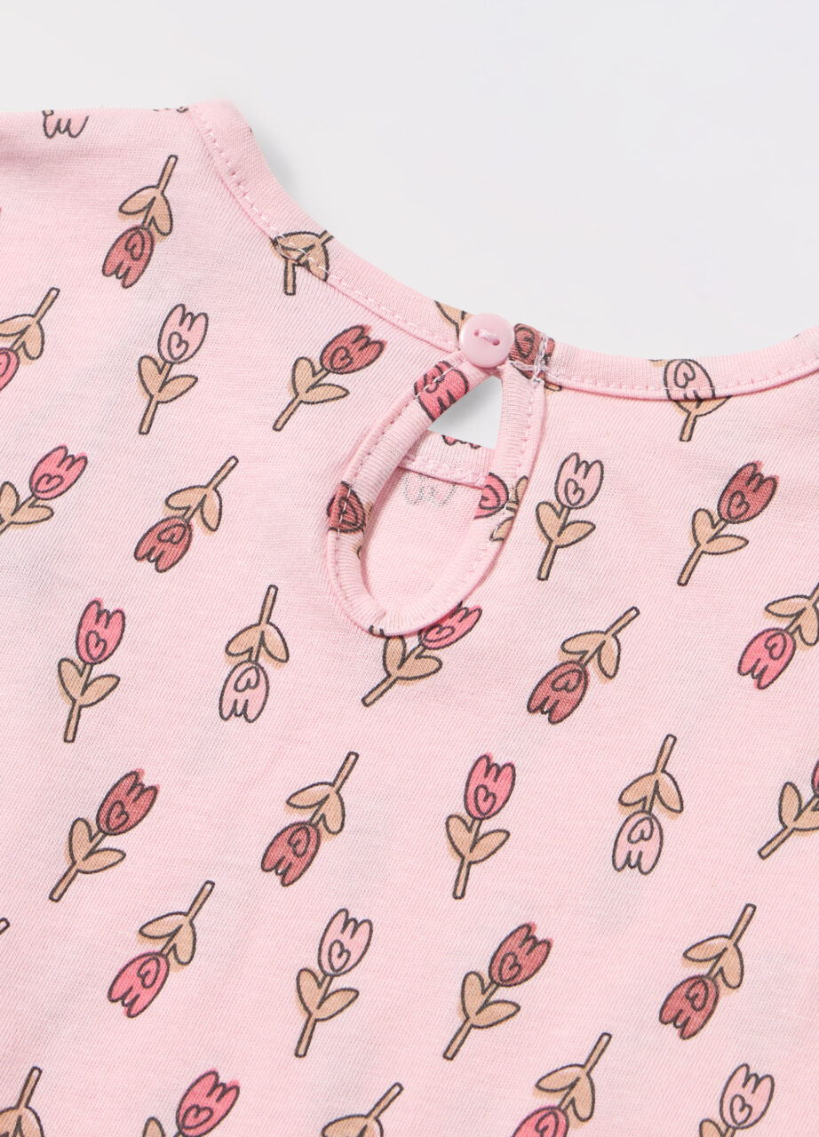 Alternative view of Majica