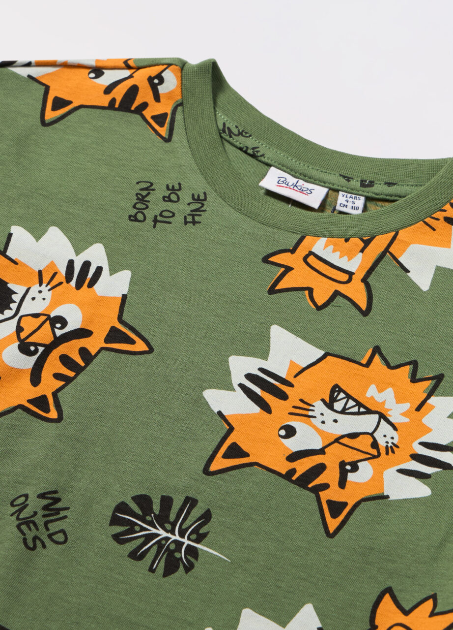 Alternative view of Majica