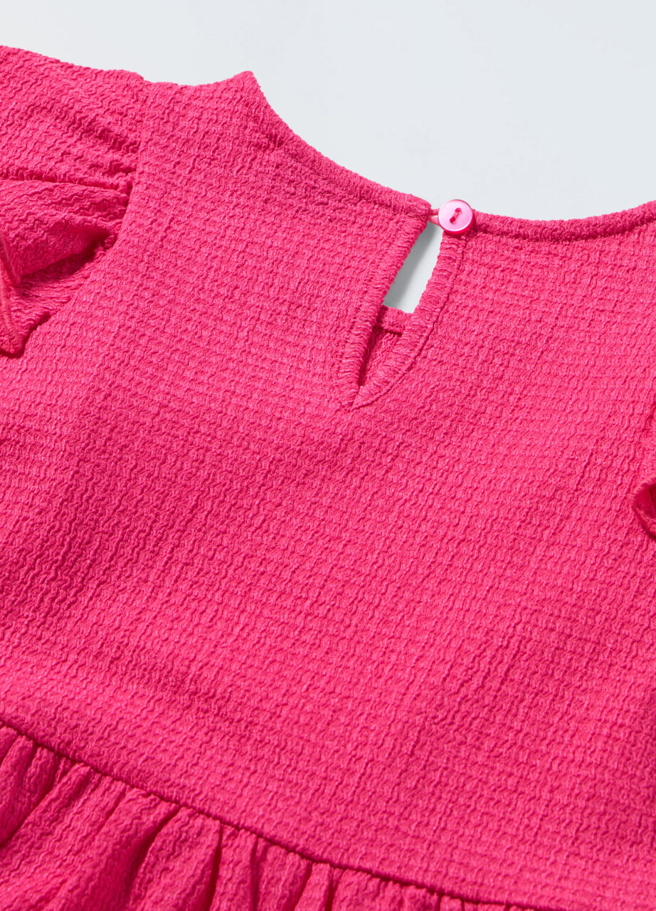 Alternative view of Haljina