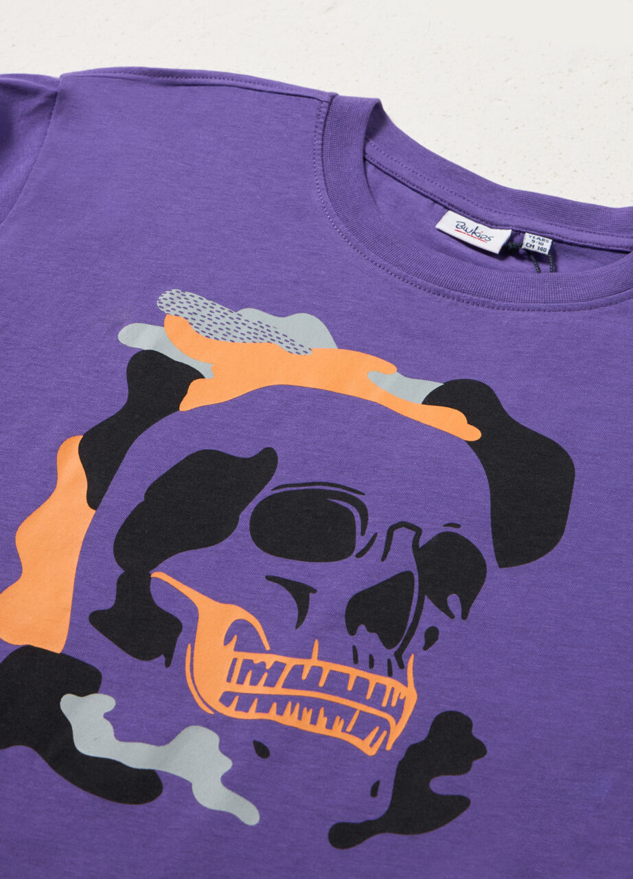 Alternative view of Majica