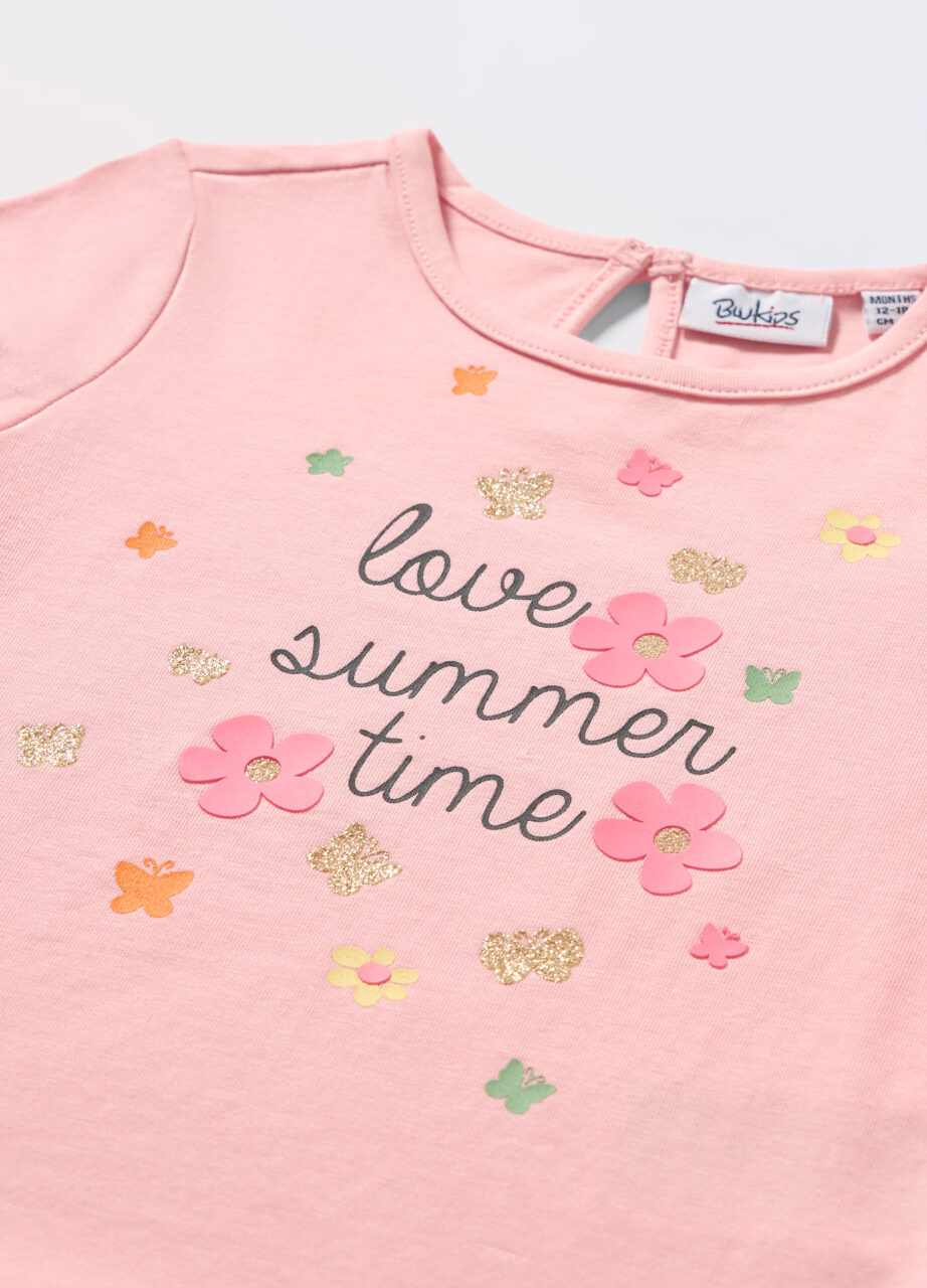 Alternative view of Majica