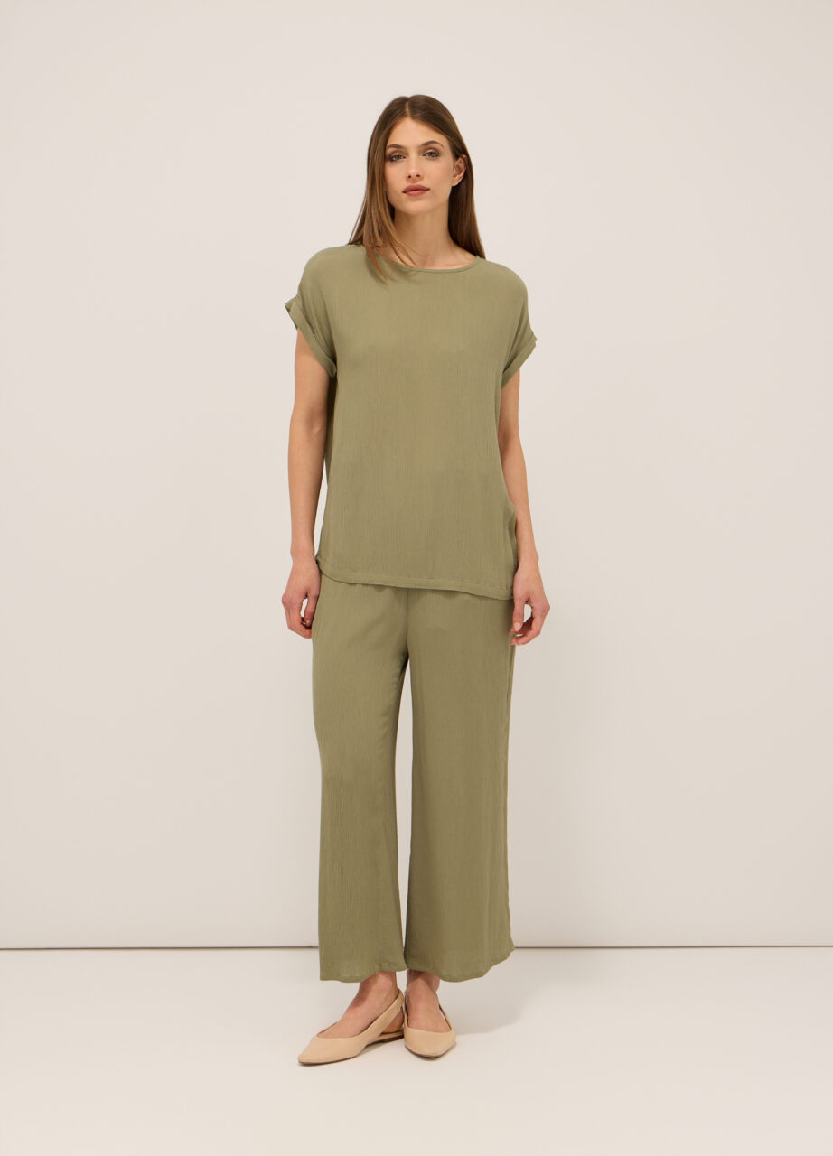 Ženske pantalone od krepon viskoze