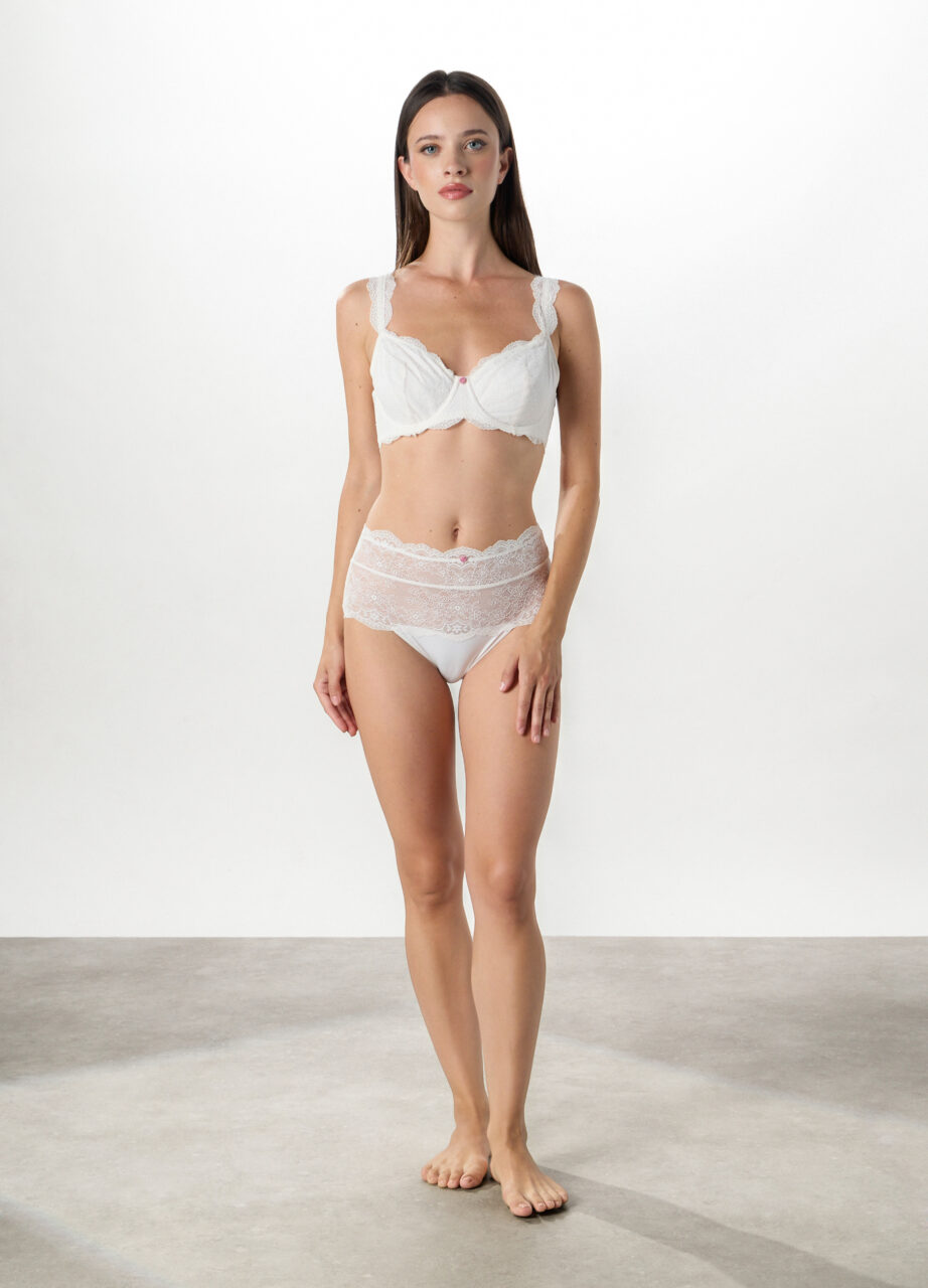 Grudnjak s čipkom i žicama