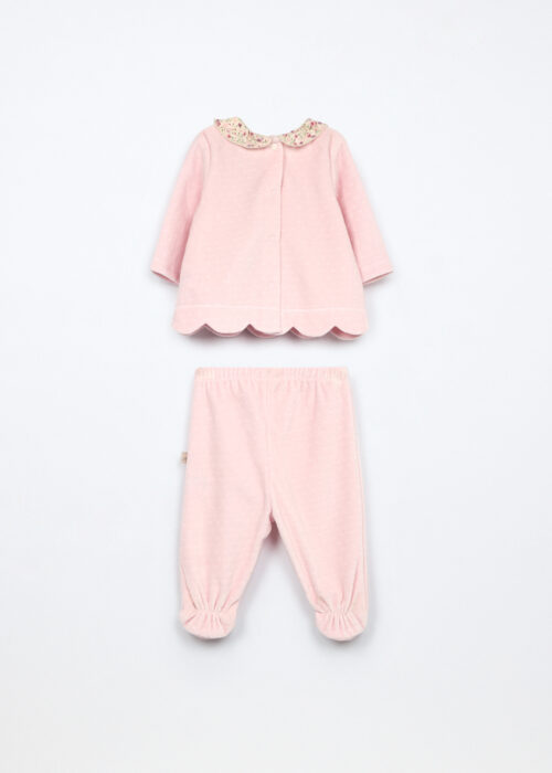 Alternative view of Komplet