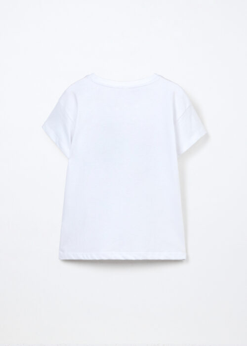 Alternative view of Majica