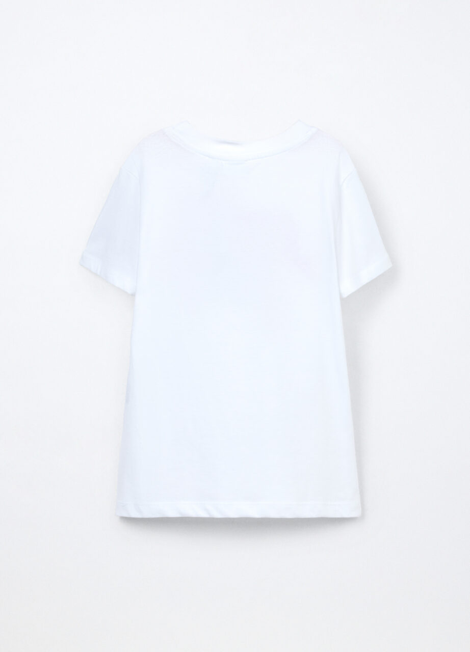 Alternative view of Majica