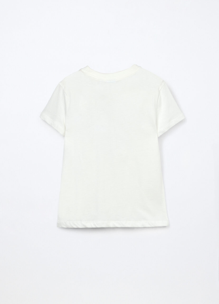 Alternative view of Majica