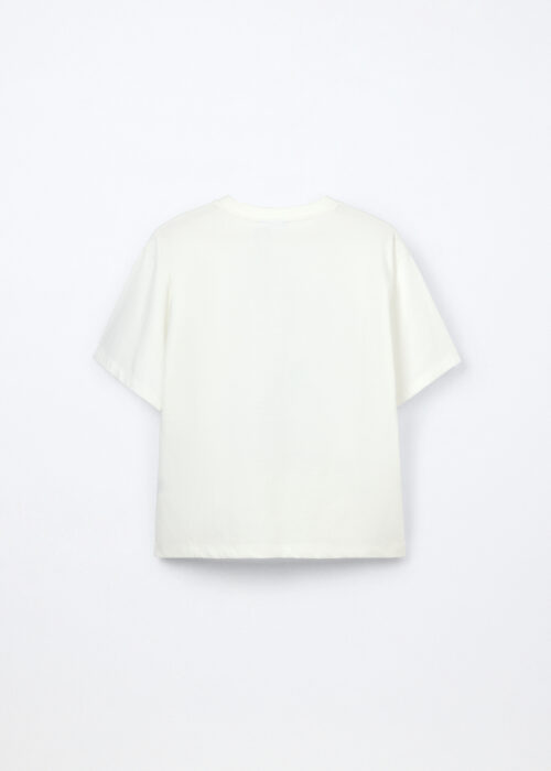 Alternative view of Majica