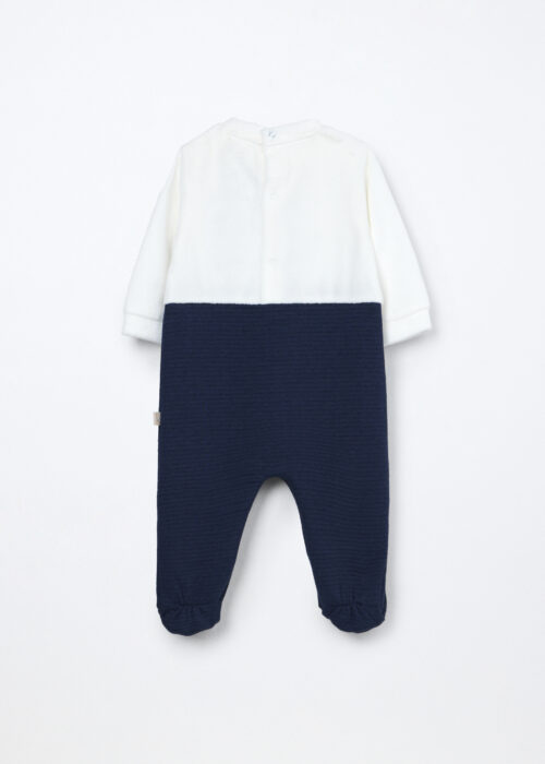 Alternative view of Odijelo