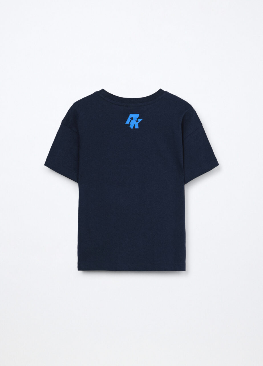 Alternative view of Majica