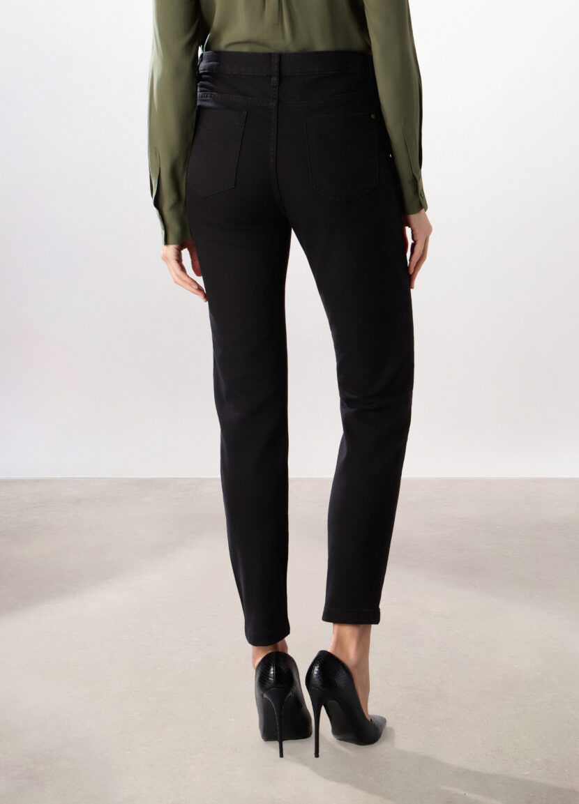 Jeans - Image 2