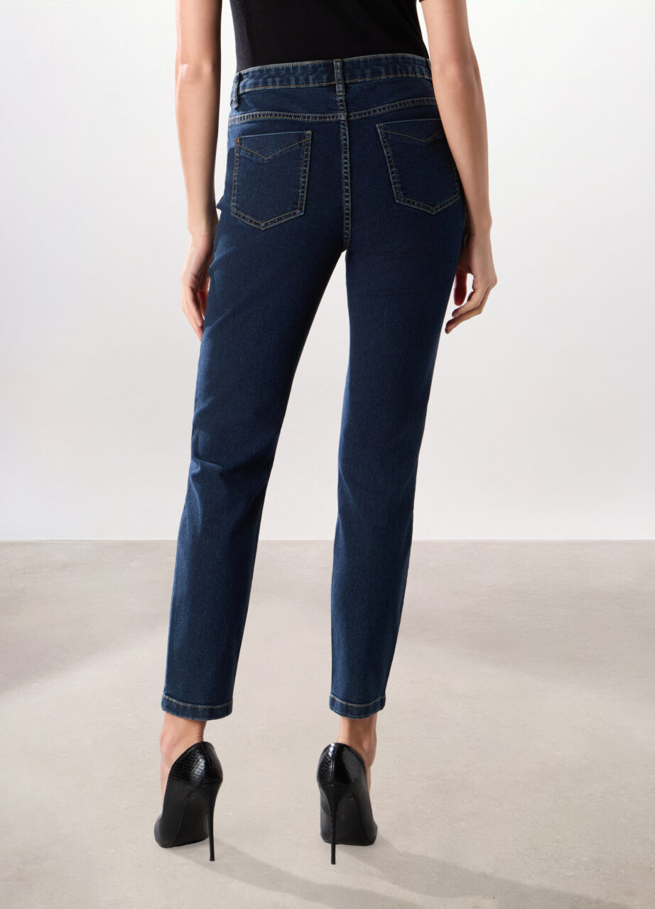 Alternative view of Jeans