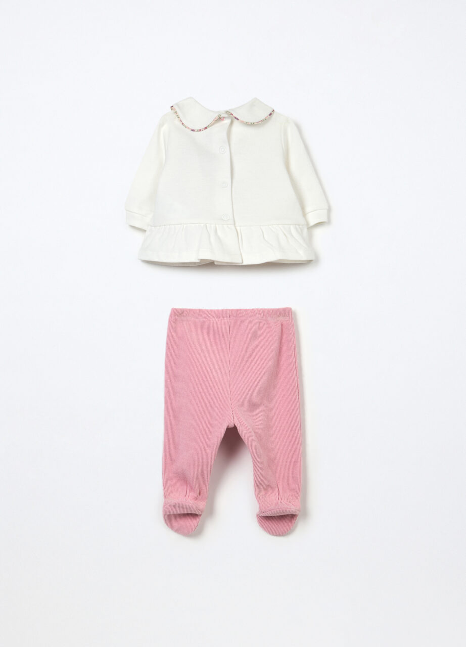 Alternative view of Komplet