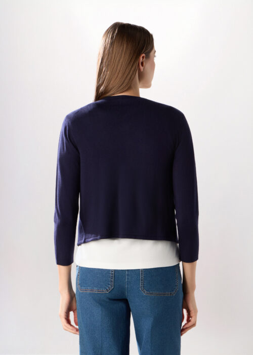 Alternative view of Kardigan