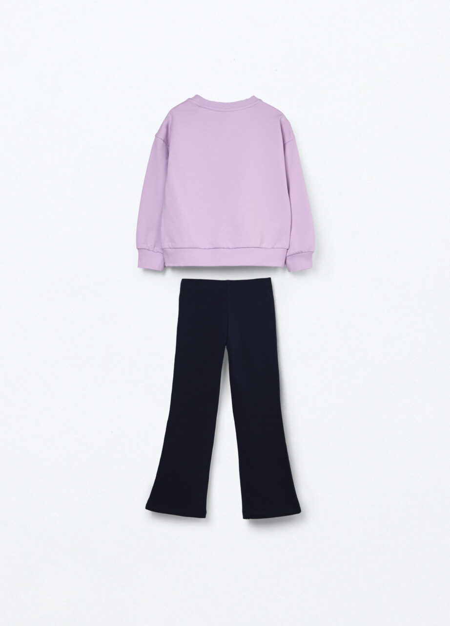 Alternative view of Komplet