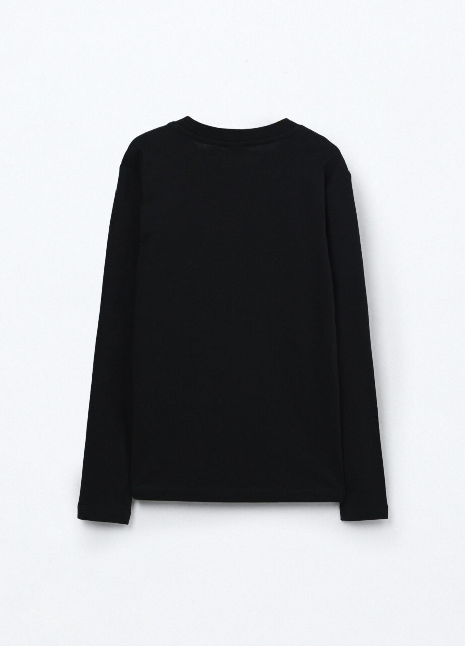 Alternative view of Majica