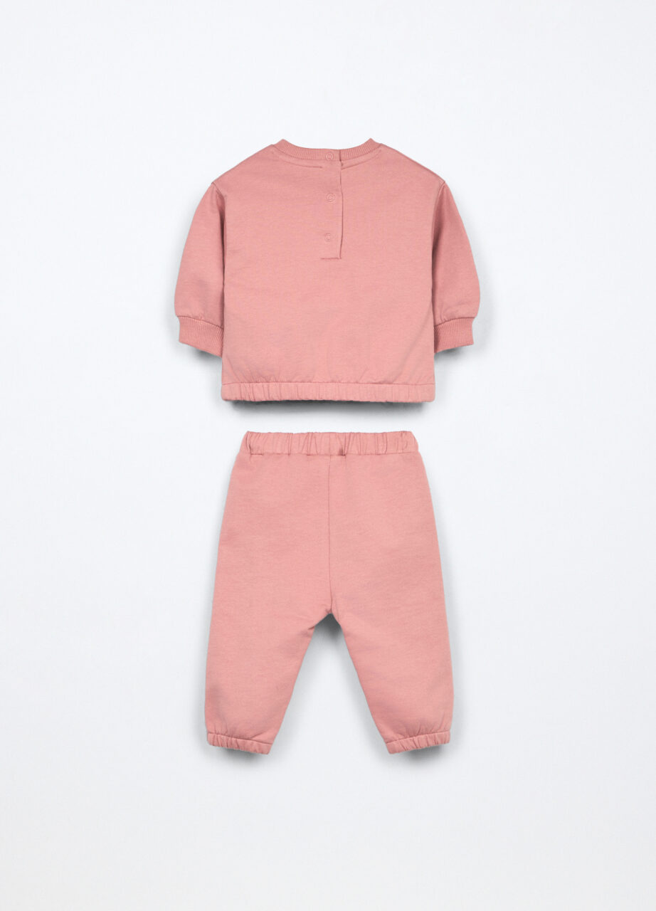 Alternative view of Komplet