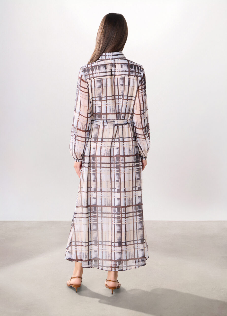 Alternative view of Haljina