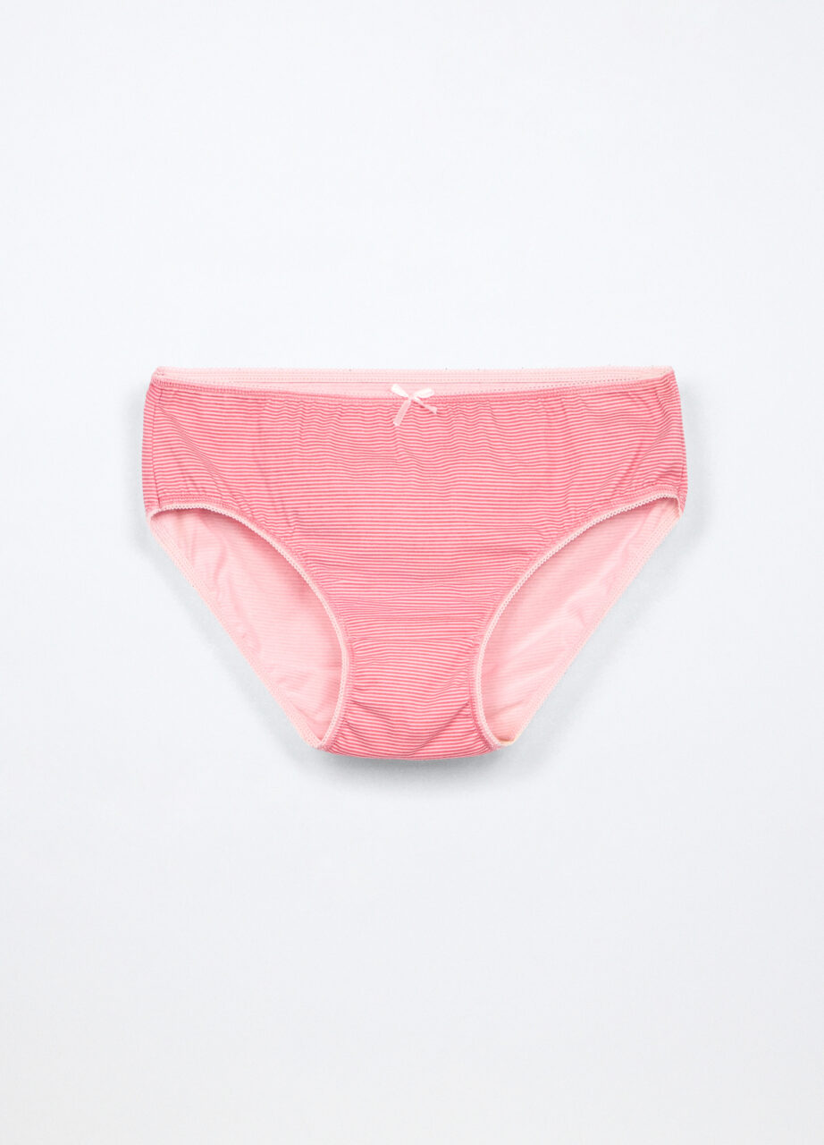 Alternative view of Gaćice set