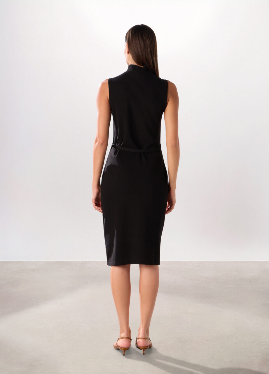 Alternative view of Haljina