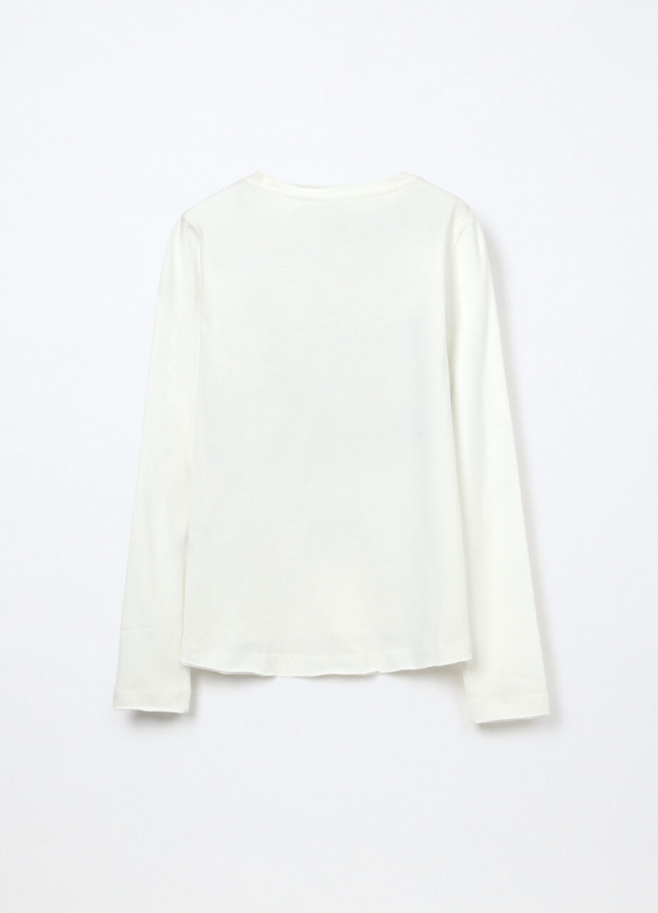 Alternative view of Majica