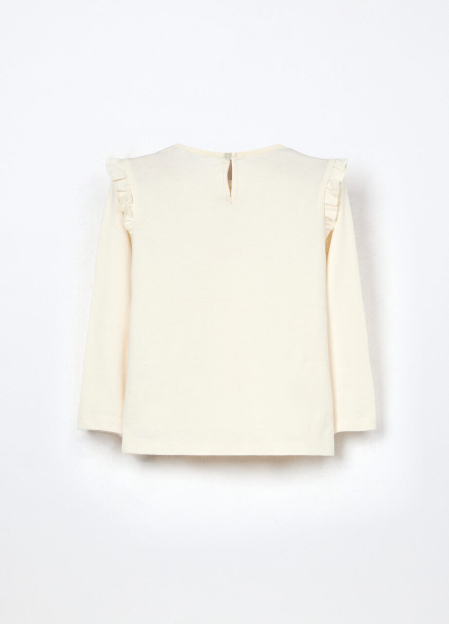 Alternative view of Majica