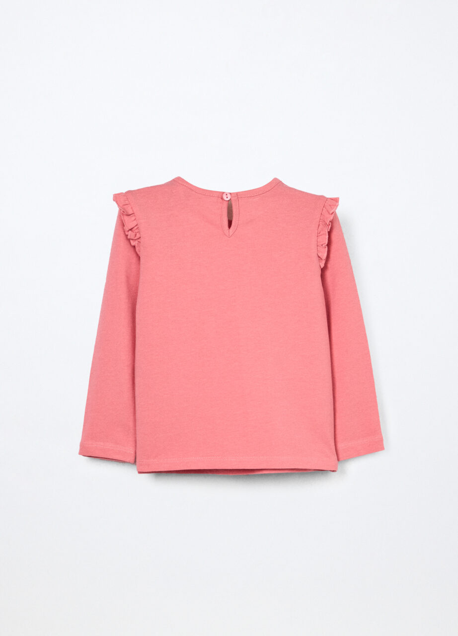 Alternative view of Majica