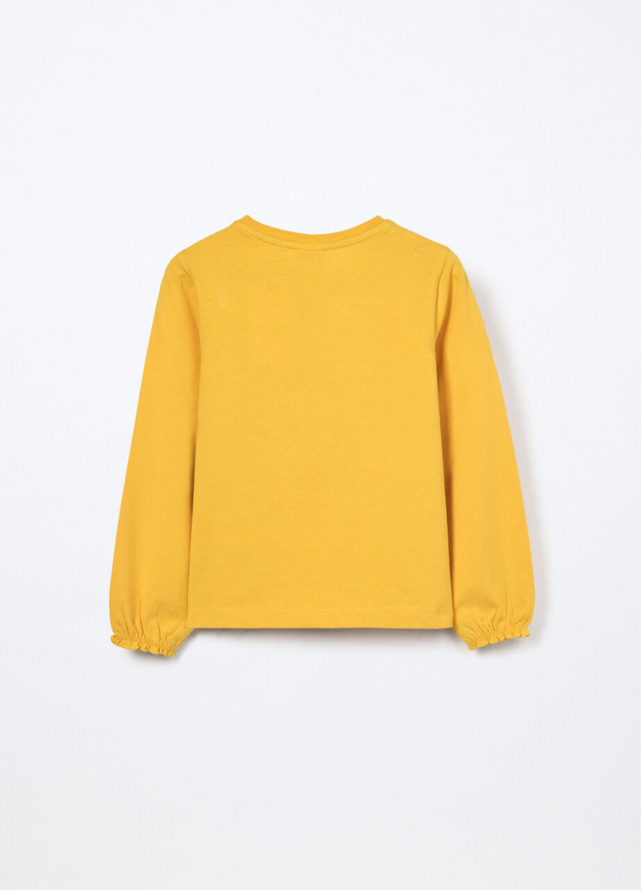 Alternative view of Majica