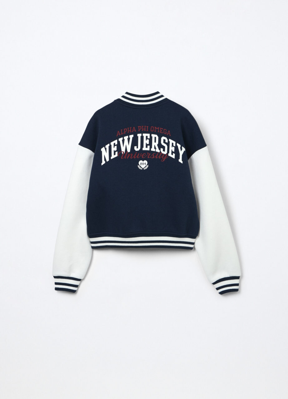 Alternative view of Jakna