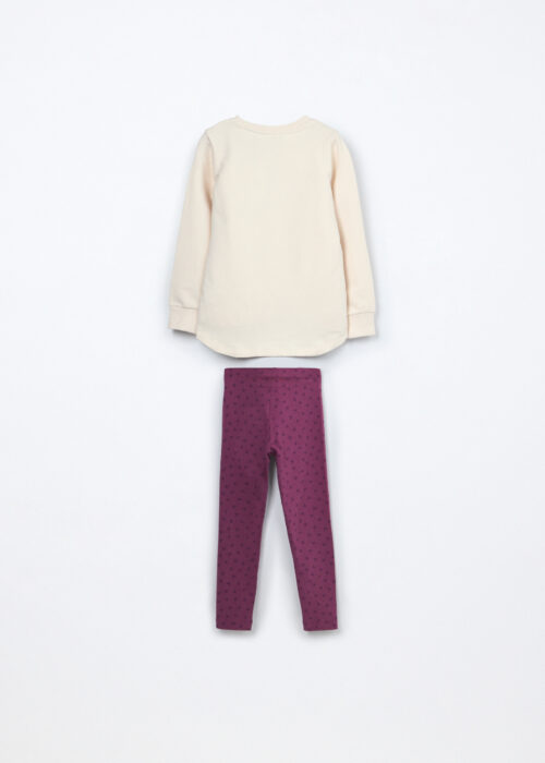 Alternative view of Komplet