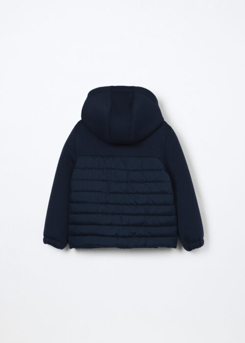 Alternative view of Jakna