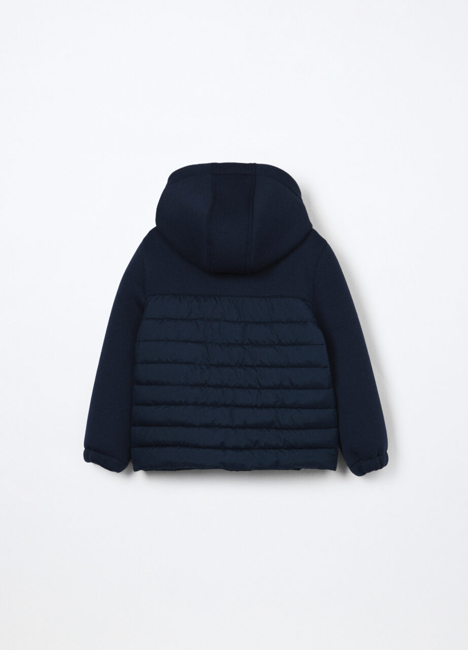 Alternative view of Jakna