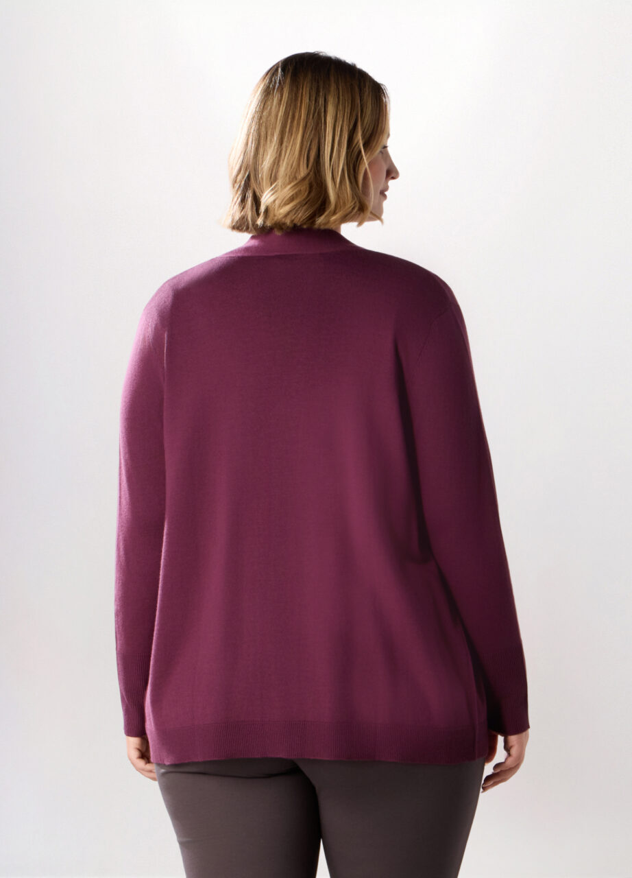 Alternative view of Kardigan