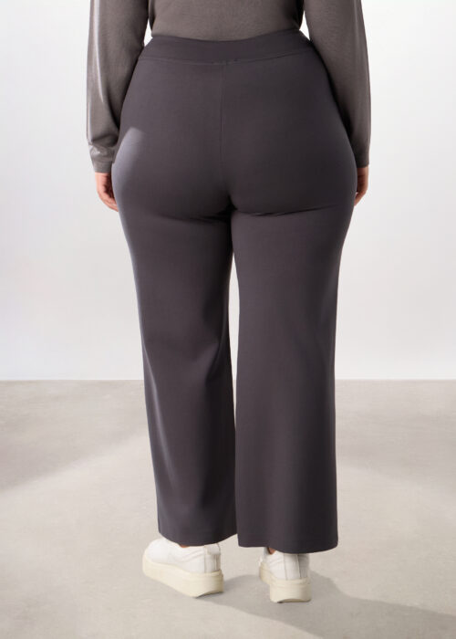 Alternative view of Hlače