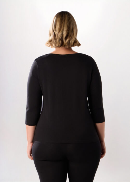 Alternative view of Majica