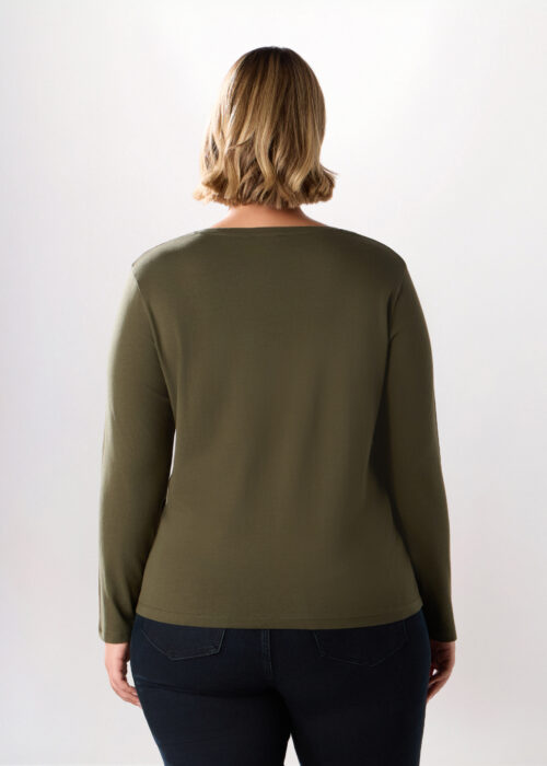 Alternative view of Majica