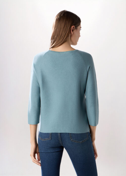 Alternative view of Džemper