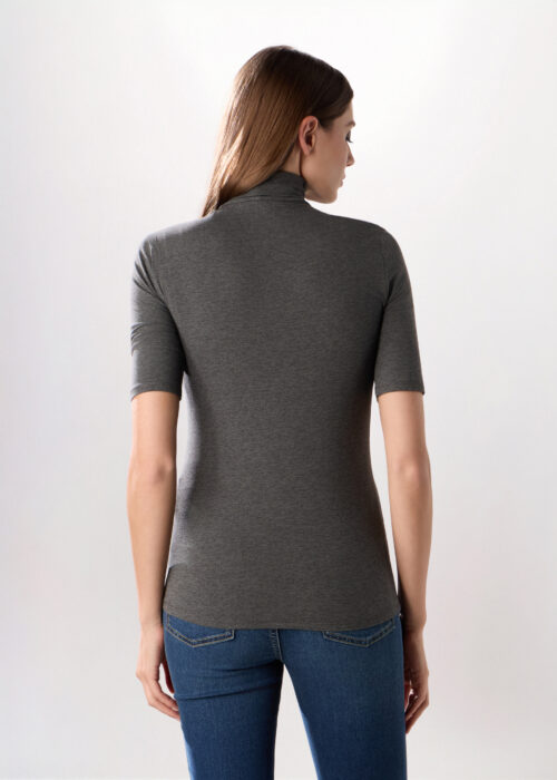 Alternative view of Džemper