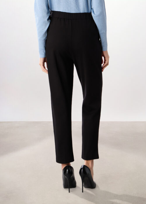 Alternative view of Hlače