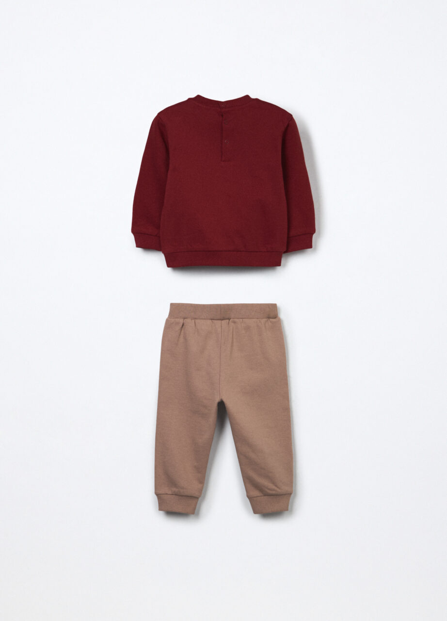 Alternative view of Komplet