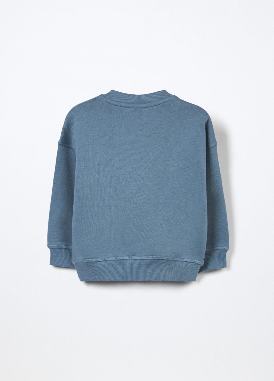 Alternative view of Majica