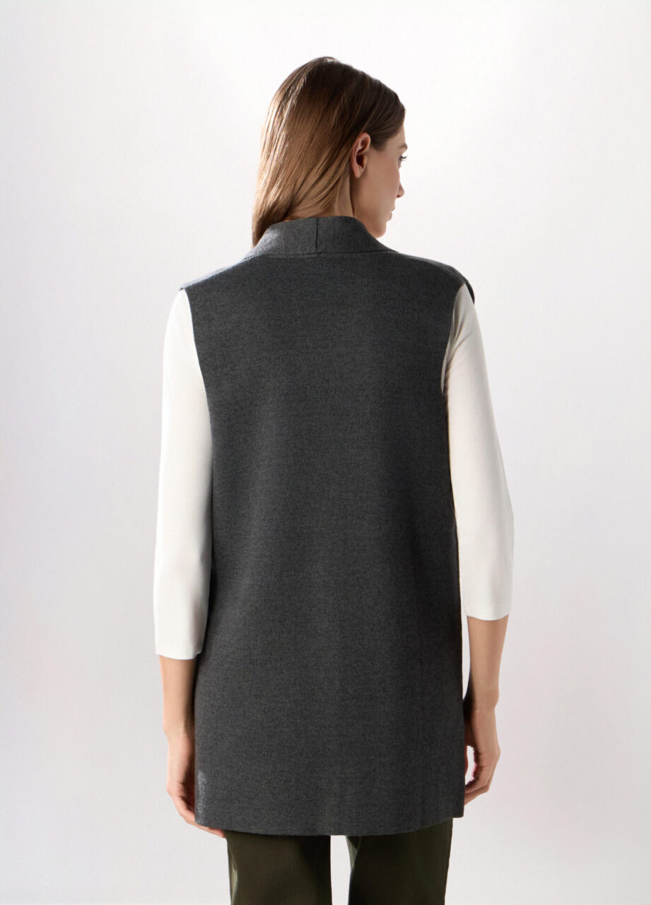 Alternative view of Prsluk