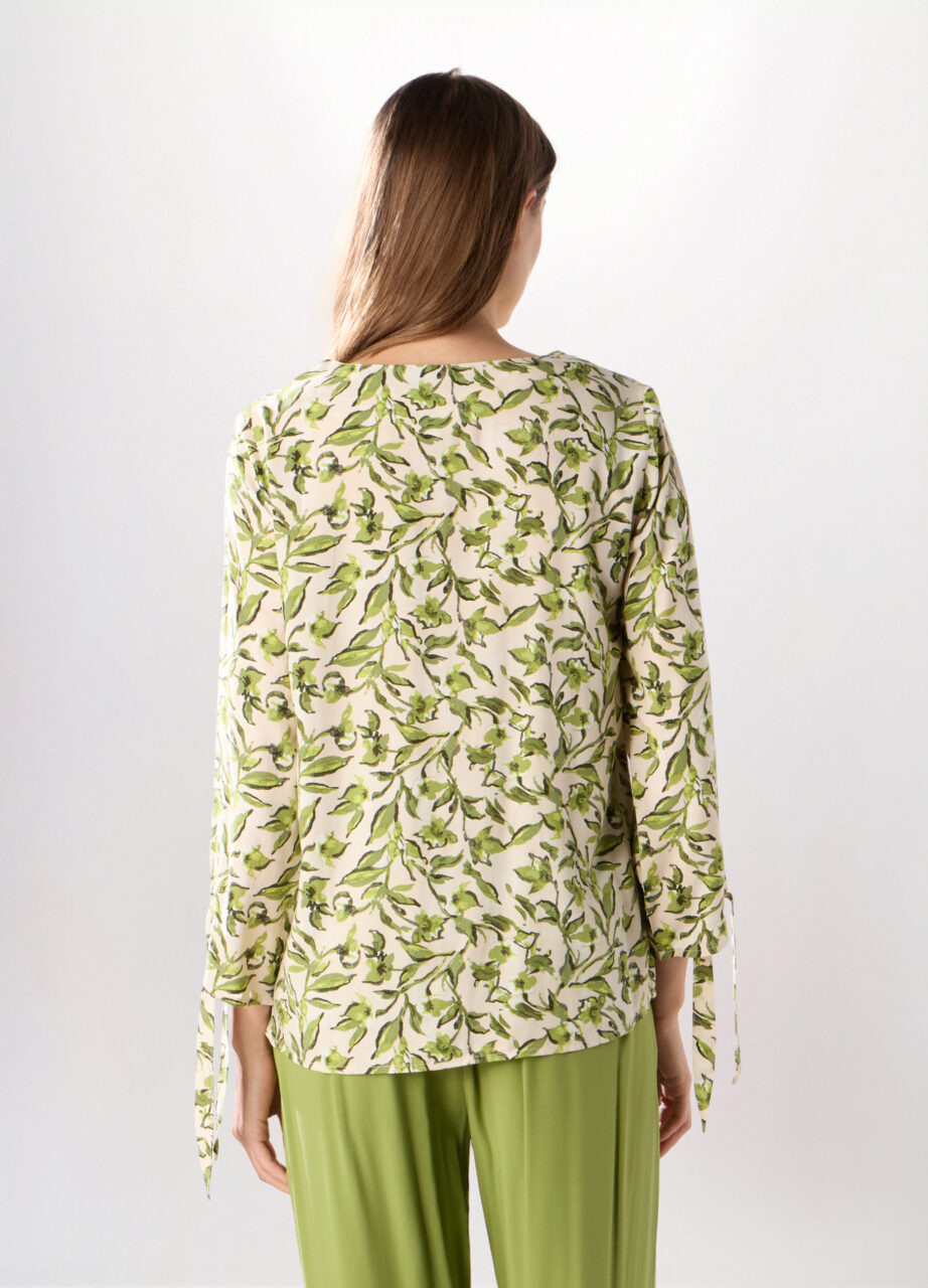 Alternative view of Košulja