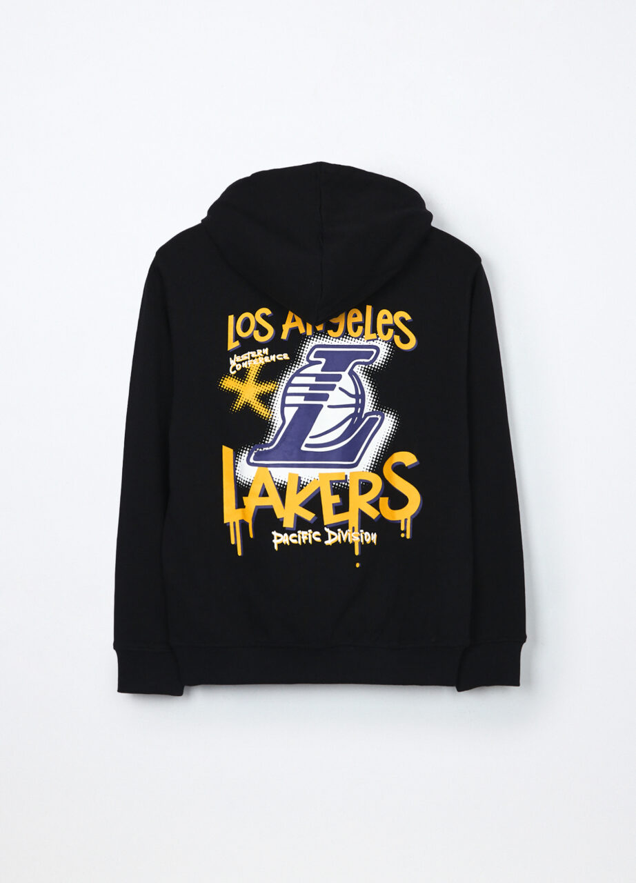 Alternative view of Dukserica