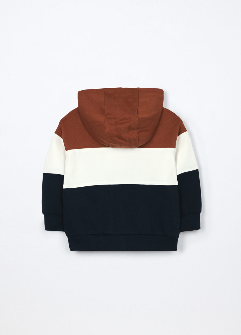 Alternative view of Dukserica